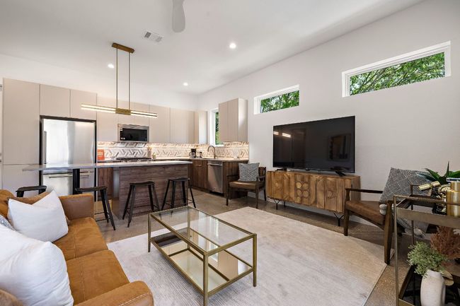 1 - 1713 E M Franklin Ave, House other with 4 bedrooms, 3 bathrooms and null parking in Austin TX | Image 10