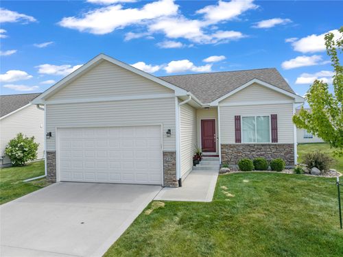 2105 Ne Grant St, Ankeny, IA, 50021-4173 | Card Image