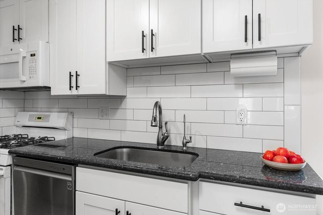 UNIT-109 - 5029 84 Th St Sw, Condo with 2 bedrooms, 1 bathrooms and 1 parking in Mukilteo WA | Image 5