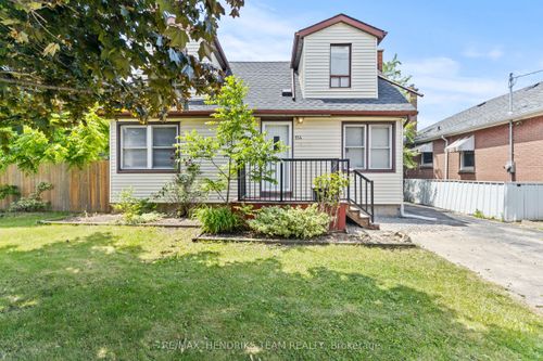 114 Dodson St, Hamilton, ON, L9A3K9 | Card Image