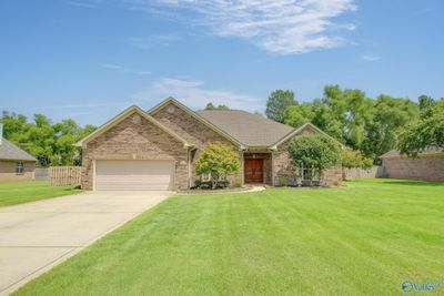 61 Derby Drive, House other with 4 bedrooms, 2 bathrooms and null parking in Decatur AL | Image 2