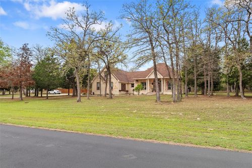 330 Arbors Cir, Elgin, TX, 78621-5623 | Card Image