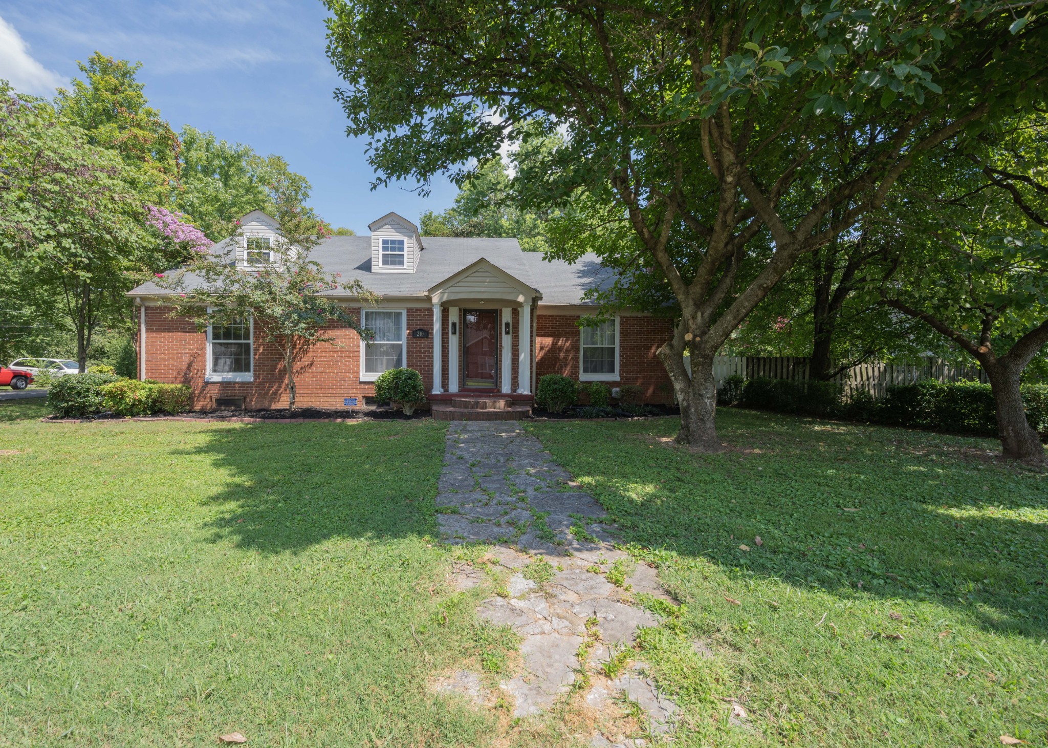 Kingwood Dr, Murfreesboro, TN 37129