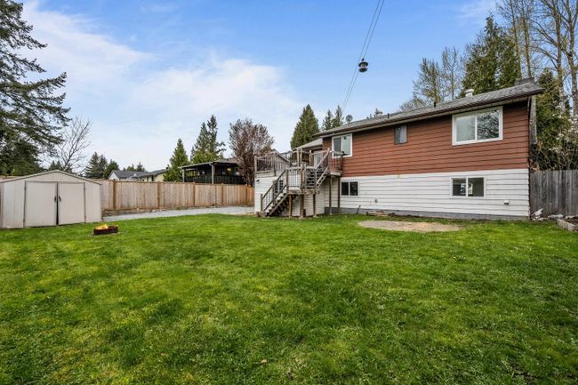 32334 14 Th Avenue, House other with 3 bedrooms, 2 bathrooms and 10 parking in Mission BC | Image 32