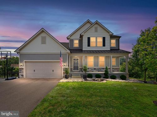 130 Wiltshire Ln, Warminster, PA, 18974-1302 | Card Image