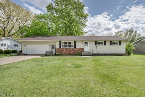 1141 Novak Rd, Grafton, OH, 44044-1227 | Card Image