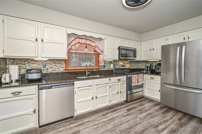 2931 Delfin Rd, House other with 3 bedrooms, 2 bathrooms and null parking in Midlothian VA | Image 12