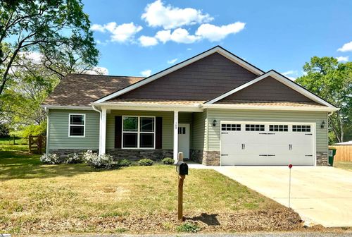 105 Dacus St, Williamston, SC, 29697-1419 | Card Image