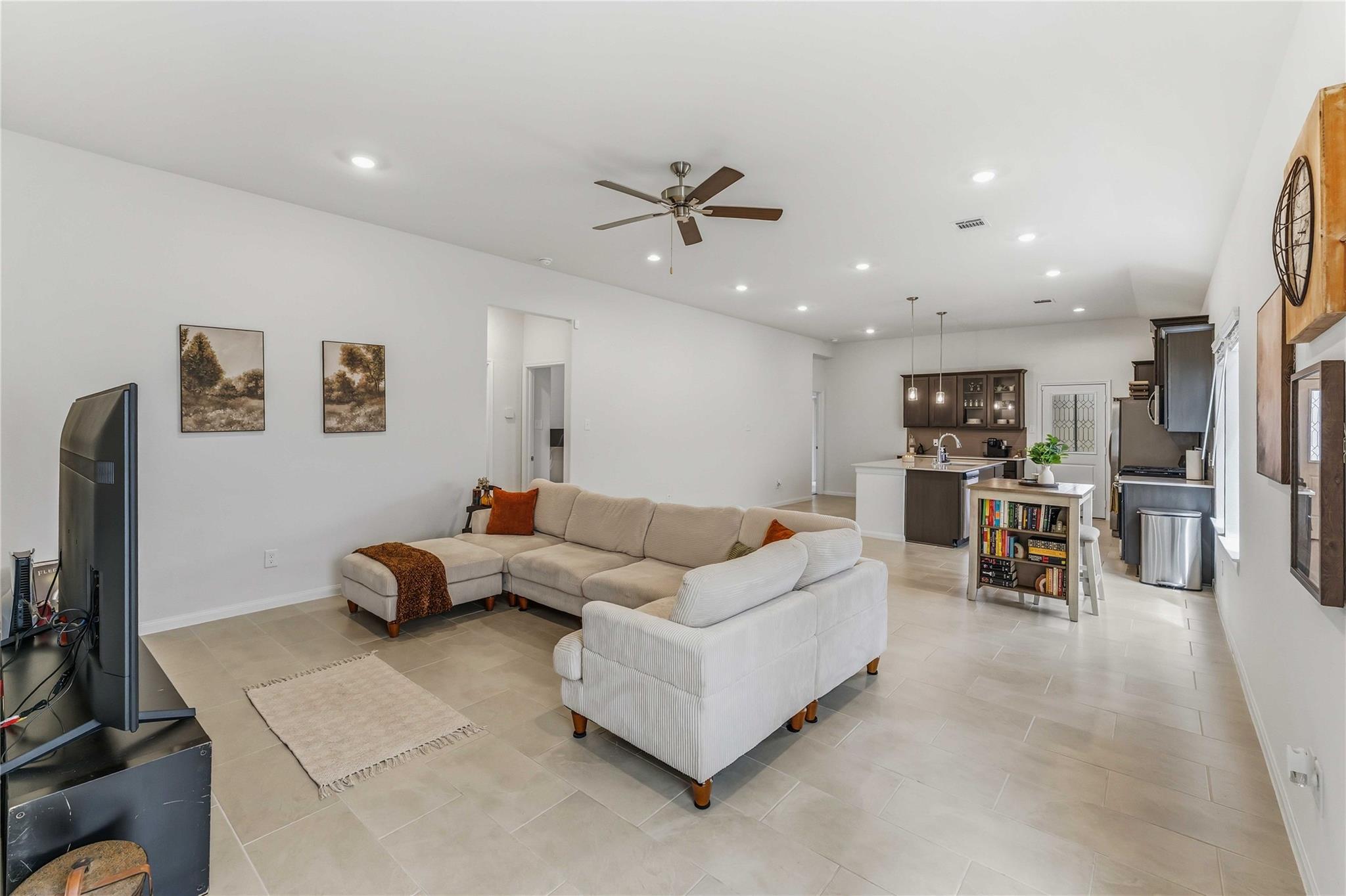 Residential Lease in Cypress 4