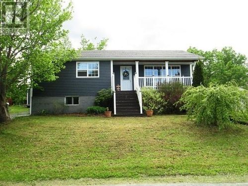 7 Bayview Rd Ext, Clarenville, NL, A5A1B3 | Card Image