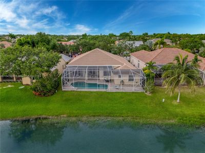 808 Heritage Dr, House other with 5 bedrooms, 3 bathrooms and null parking in Weston FL | Image 1