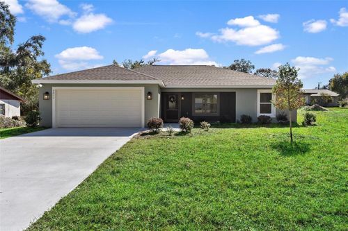 2011 Edgewood Ave, Leesburg, FL, 34748-5515 | Card Image