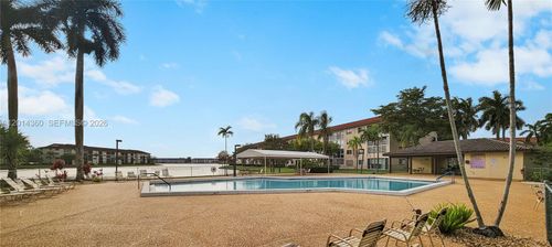 201f-1300 Sw 130th Ave, Pembroke Pines, FL, 33027-6867 | Card Image