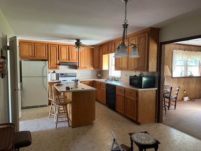 Large kitchen | Image 2