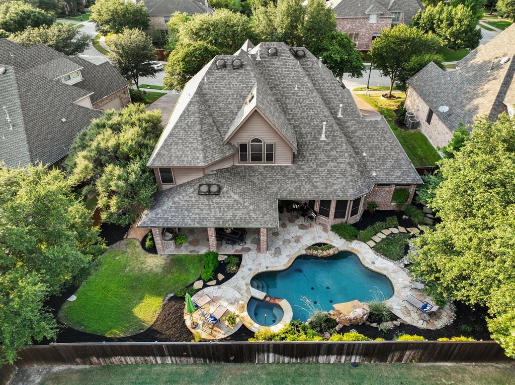 Montclair Cir, Mckinney, TX 75071