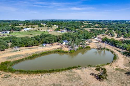 1387 County Road 140, Whitesboro, TX, 76273-4808 | Card Image