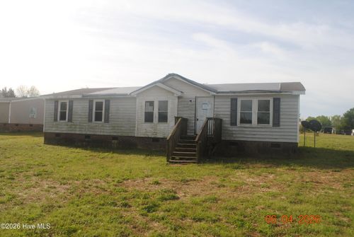 116 Sayers Ln, Richlands, NC, 28574-5324 | Card Image