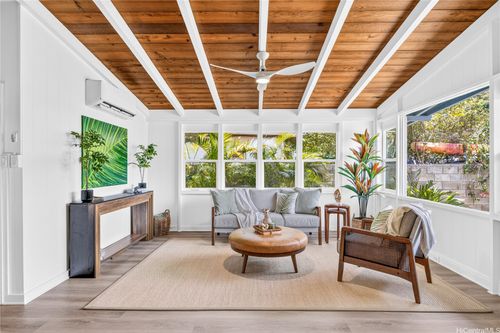 44-017 Malukai Pl, Kaneohe, HI, 96744-2541 | Card Image