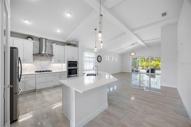 12739 Rainwashed Loop, House other with 3 bedrooms, 2 bathrooms and null parking in Parrish FL | Image 11