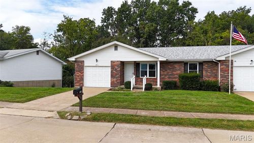 893 Woodridge Dr, Arnold, MO, 63010-2955 | Card Image