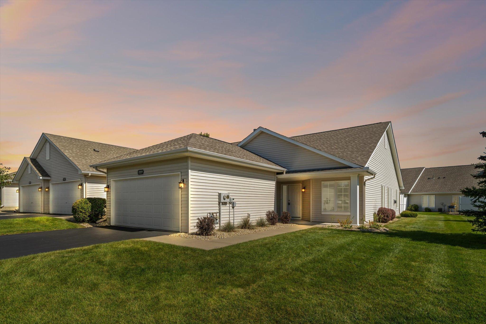 Deerfield Dr, Prior Lake, MN 55372