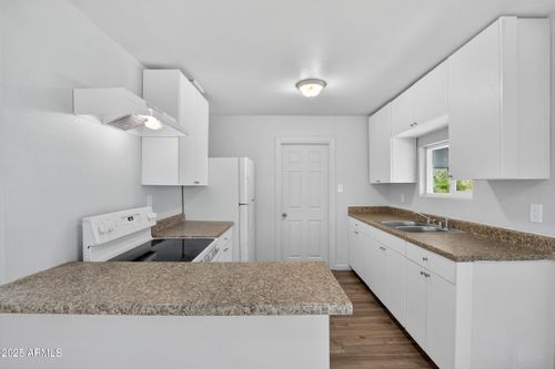 a-1410 S 24th Ave, Phoenix, AZ, 85009-6428 | Card Image