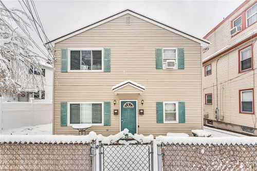 367 Hawkins Street, Providence, RI, 02904 | Card Image