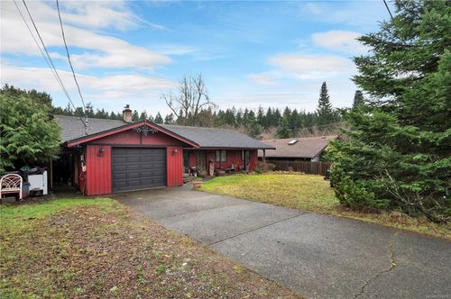 881 Cortez Rd, Campbell River, BC, V9W6J9 | Card Image