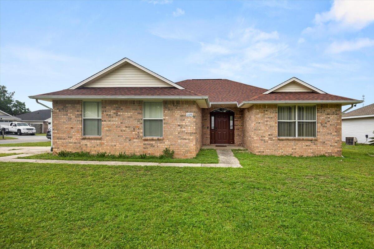 Carrier Dr, Pensacola, FL 32506