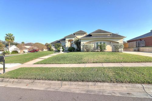 4510 Thoreau Cir, Corpus Christi, TX, 78410-5803 | Card Image