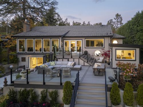 41 Tovey Cres, Victoria, BC, V9B1A4 | Card Image