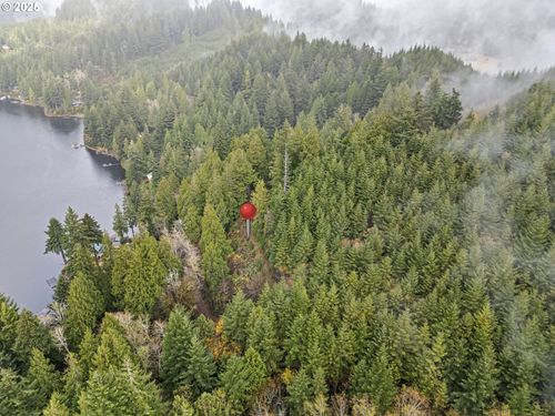 600 Erlandson Rd, Florence, OR, 97439 | Card Image