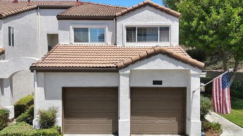 105-2121 Triador St, Corona, CA, 92879 | Card Image