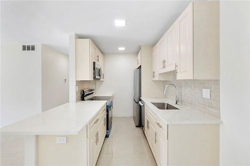 2d-11605 Nw 29th Ct, Coral Springs, FL, 33065-6526 | Card Image