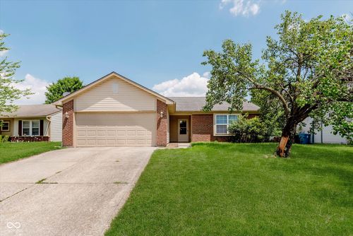 6411 River Run Dr, Indianapolis, IN, 46221-4225 | Card Image