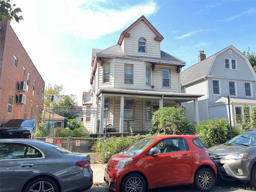 42 78th St, Elmhurst, NY, 11373-2954 | Card Image