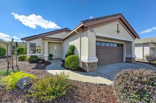 2435 Monument Ct, Lincoln, CA, 95648-8215 | Card Image