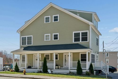 unit-b-140 Main St, Upton, MA, 01568-1742 | Card Image