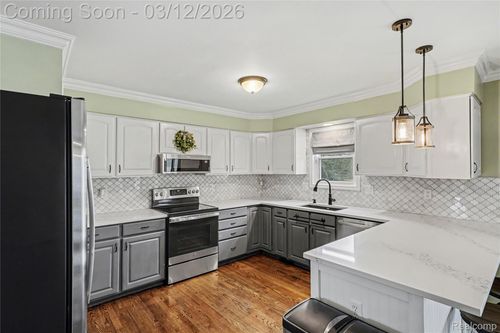 453 N Hughes Rd, Howell, MI, 48843-9238 | Card Image