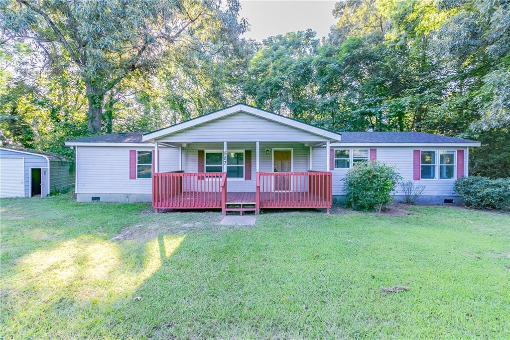 Swan Lake Rd, Stockbridge, GA 30281