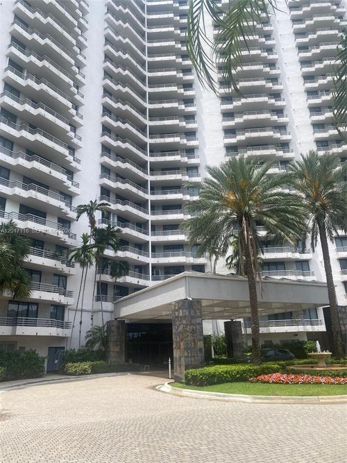 1906-3300 Ne 191st St, Aventura, FL, 33180-2449 | Card Image
