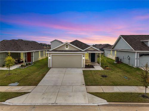1412 Silver Oak Ln, Fort Worth, TX, 76140-5425 | Card Image
