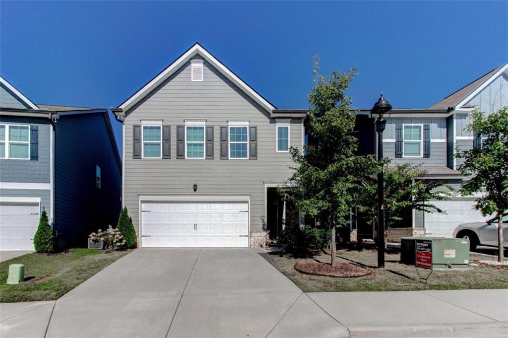Spring Hollow Way, Stone Mountain, GA 30083