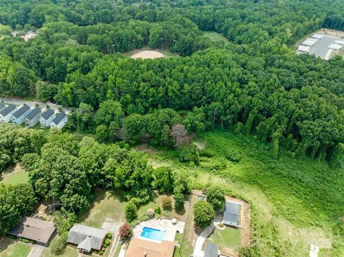 3901 & 3925 Merlane Drive, Charlotte, NC, 28206 | Card Image