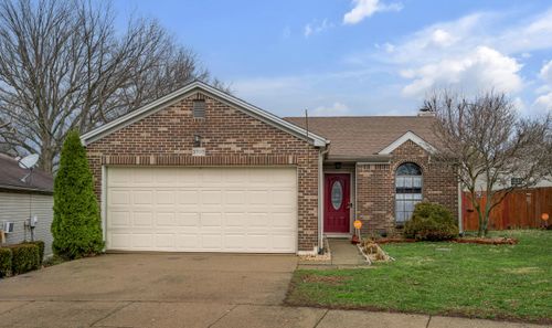 3505 Laurenhaven Ct, Lexington, KY, 40515-6414 | Card Image