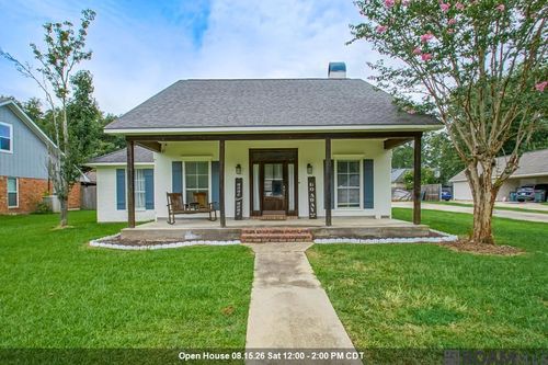 5723 Sophie Anne Dr, Zachary, LA, 70791-2639 | Card Image