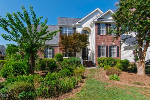 8245 Haines Creek Ln, Raleigh, NC, 27616-5755 | Card Image