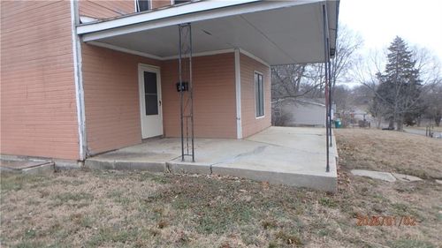 344 W 10th St, Horton, KS, 66439-1522 | Card Image