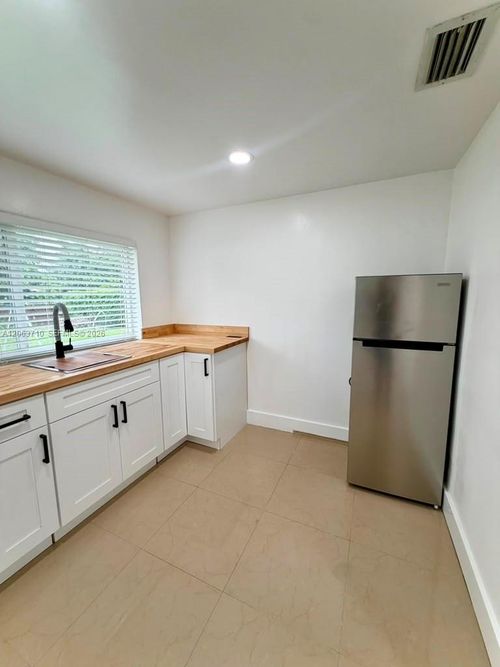 1-117 Ne 115th Street, Miami, FL, 33161 | Card Image