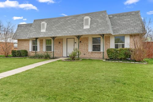 914 Toyah Creek Ln, Garland, TX, 75040-5451 | Card Image